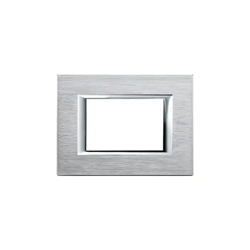 bticino axolute placca 3 posti mostrina cromo porta frutti bticino ha4803cr Prezzo Scontato