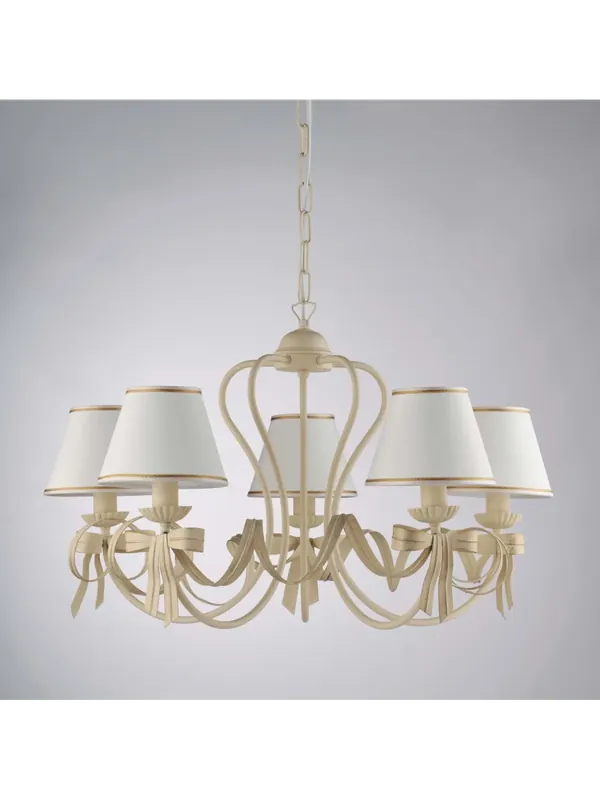 Lampadario classico in ferro battuto avorio oro a 5 luci lgt 277 Offerta Del Giorno