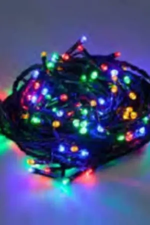 Offerta Del Giorno NEW LAMPS LUCI NATALIZIE 240 LUCI LED PROLUNGABILI MULTICOLOR CON TELECOMANDO IR E MEMORIA IP44 USO ESTERNO/INTERNO 53-240