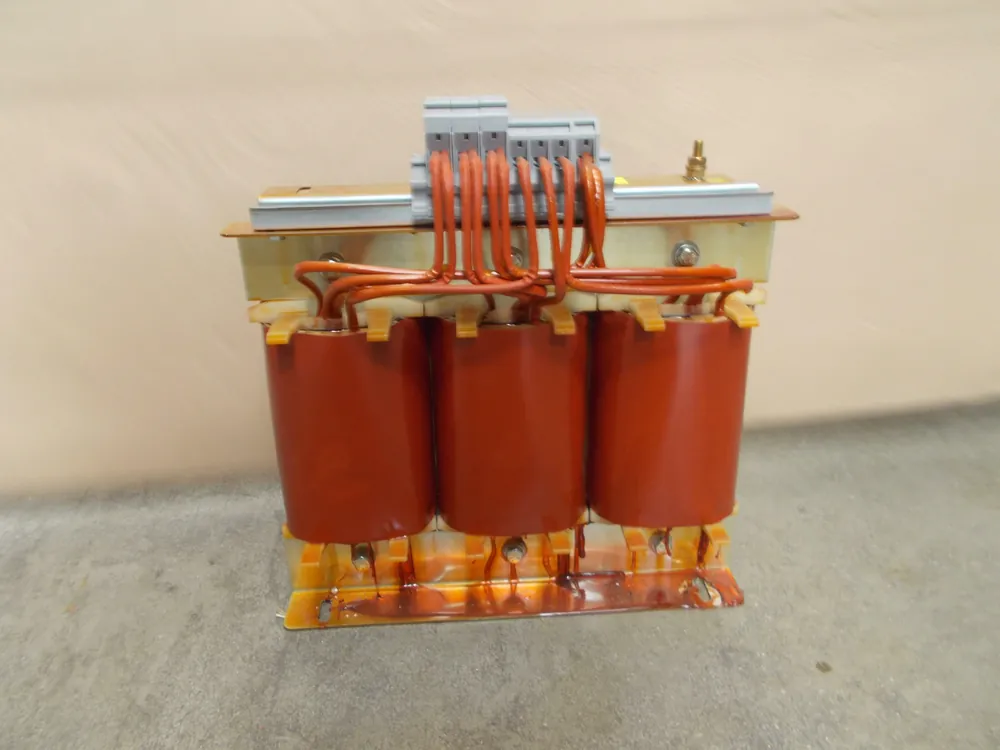 ITALWEBER AUTOTRASFORMATORE TRIFASE15 KVA 230-400 V AFT015K0CC Ordina Subito