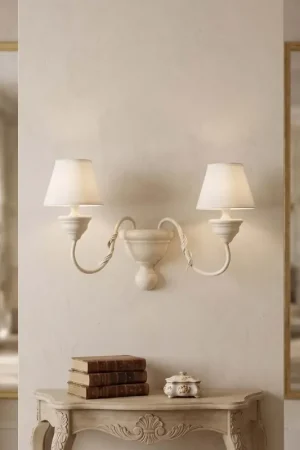 Applique classico in legno shabby chic a 2 luci esse 497/2a Acquista Ora
