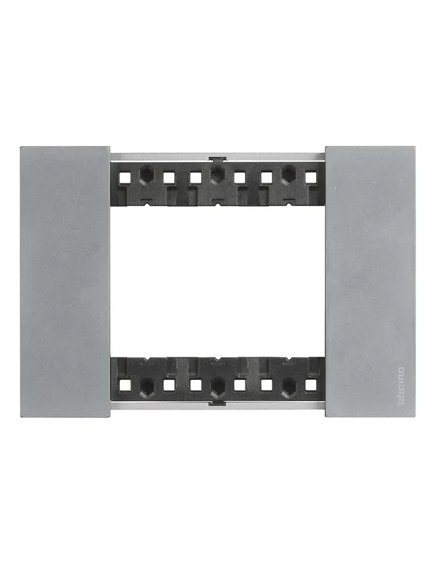 Placca 3 moduli living now moon materiale zama Offerta Lampo