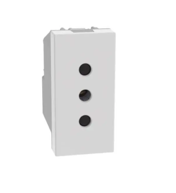Offerta Del Giorno Presa standard itaia Bticino MatixGo 2P+T 10A 1 modulo bianco - JW4113