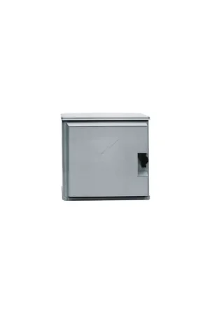Affare armadio stradale in vetroresina ad uno scomparto are c 714 x 660 con serratura OEC S03743YW