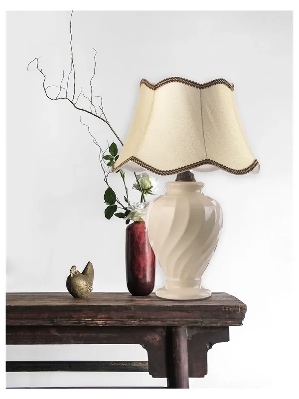 Lume lampada da tavolo classica in ceramica avorio a 1 luce stf 0094 Prezzo Basso