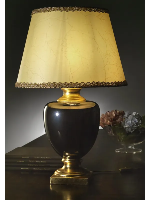 Prezzo Basso Lume lampada da tavolo classica nera e foglia oro a 1 luce stf 0091