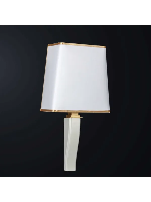 Prezzo Basso Applique classico in legno bianco e ottone a 1 luce BGA 3171-a