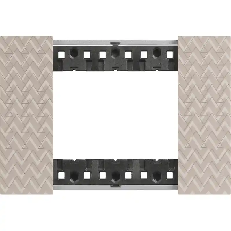 Promozione Esclusiva bticino living now placca optic tre posti tecnopolimero bticino ka4803mm