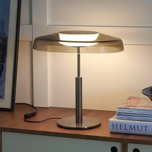 Spedito Oggi Oluce Lampada da tavolo LED Dora, nichel/grigio fumo, metallo, PMMA