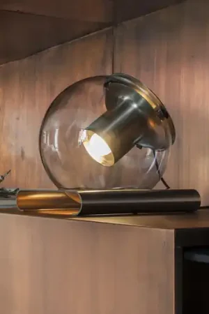Non Perdere Oluce lampada da tavolo The Globe, color oro/bronzo, vetro