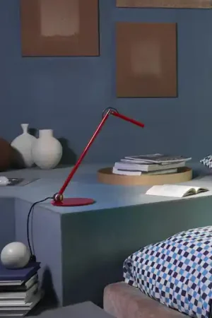 Oluce lampada da tavolo LED Calamaio, rosso, metallo, altezza 37 cm Direttamente Dal Produttore