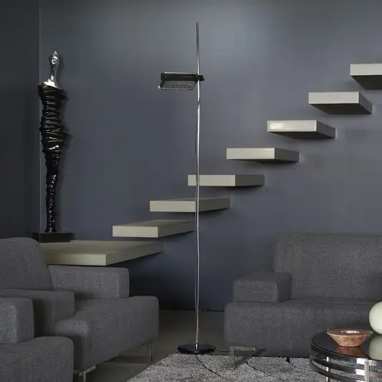 Promozione Oluce Piantana LED Colombo, nero/cromo, metallo