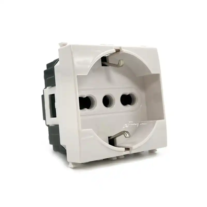 Offerta Lampo 614b presa schuko 2.0 16a 250v bianca 2 moduli compatibile vimar plana 14210