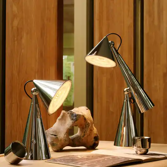 Consegna Rapida Tom Dixon lampada LED da tavolo Pose Task Light, color argento