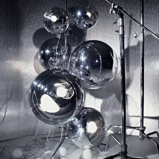 Compra Adesso Tom Dixon Mirror Ball Floor Chandelier, color argento, 182 cm