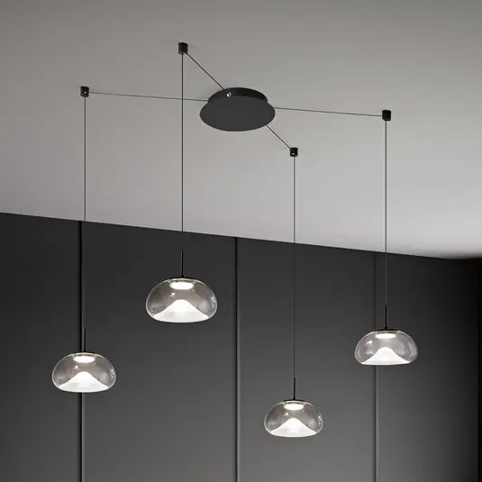Lampada LED a sospensione Brena, a 4 luci, trasparente, vetro, CCT, dimmerabile Nuovo Arrivo