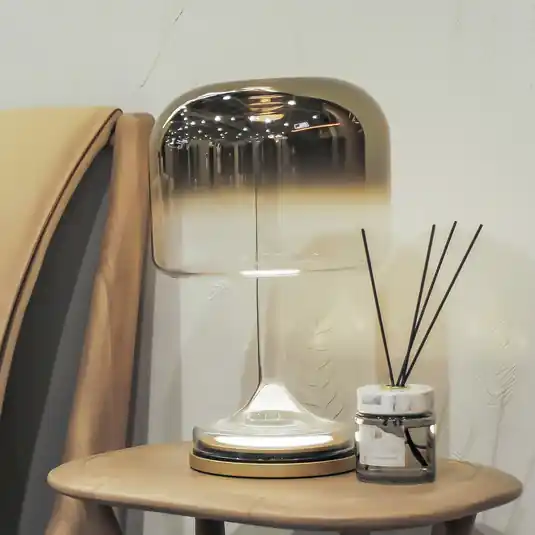 Compra Oggi Stesso Maytoni lampada da tavolo LED Spirito, oro, vetro, altezza 42 cm