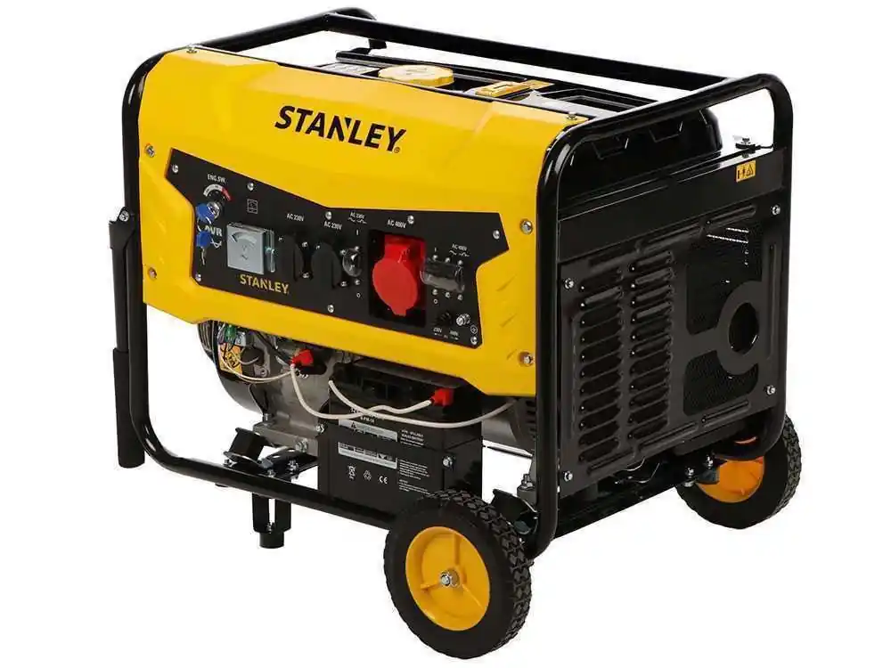 Occasione Imperdibile Generatore Trifase Sincrono 6 kW 2 x 230V~shuko / 1 x 400V 3~ STANLEY - SG 6500B