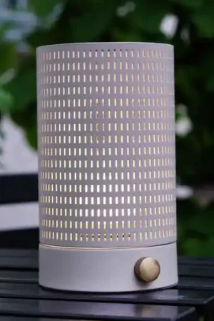 Di Tendenza Dyberg Larsen Lampada LED da tavolo ricaricabile Mesh, bianca, altezza 20 cm
