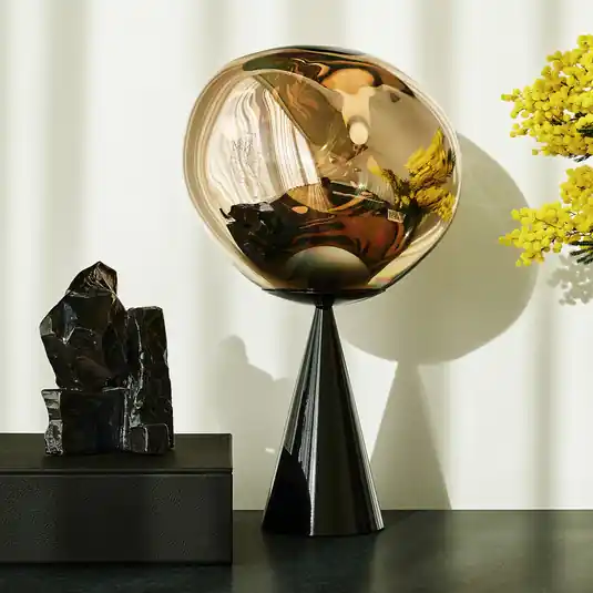Tom Dixon lampada LED da tavolo Melt Cone Fat, oro/nero, 47 cm Must-Have