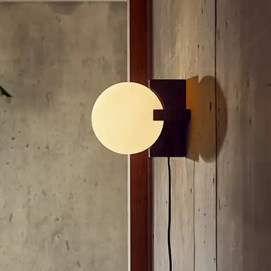 FRANDSEN Lampada da tavolo Hito, marmo, vetro, E14, altezza 19,5 cm Non Perdere