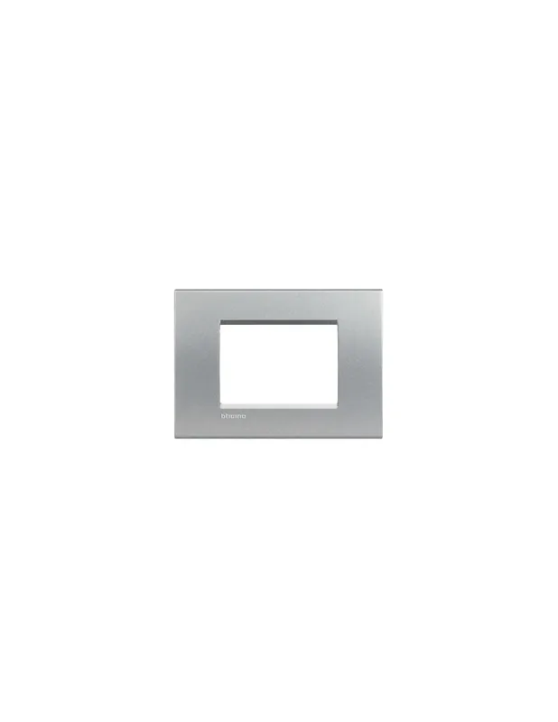 Ordina Subito Placca quadra 3 posti tech living light LNA4803TE bticino