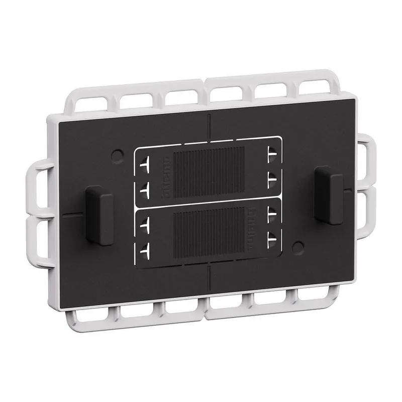 Spedito Oggi Accessori filomuro protezione 4 moduli BTicino - 504EF