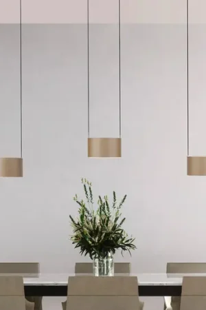 Lampada LED a sospensione PURE Clipse, bronzo, lunghezza 110 cm, CCT, a 6 luci Non Perdere
