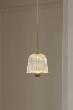 Economico Nuura Lampada LED a sospensione Asteea 1, Ø 12 cm, color ottone/trasparente