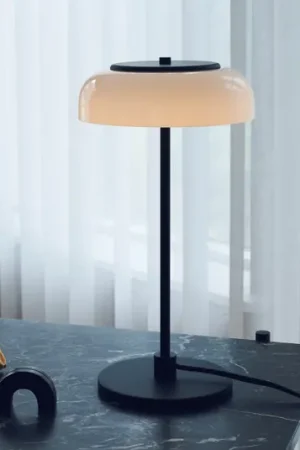 Lampada LED da tavolo Nuura Blossi, altezza 43 cm, nero/opale Spedito Oggi