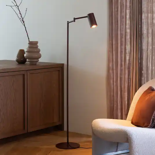 IT‘S ABOUT ROMI Lampada da terra Bilbao, rosso scuro, altezza 154 cm Must-Have