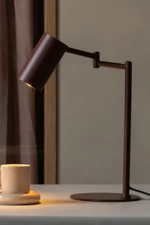 Consegna Rapida IT‘S ABOUT ROMI Lampada da tavolo Bilbao, rosso scuro, altezza 48 cm