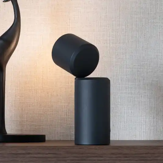 IT‘S ABOUT ROMI Lampada da tavolo a LED Milan, nera, 19 cm Non Perdere