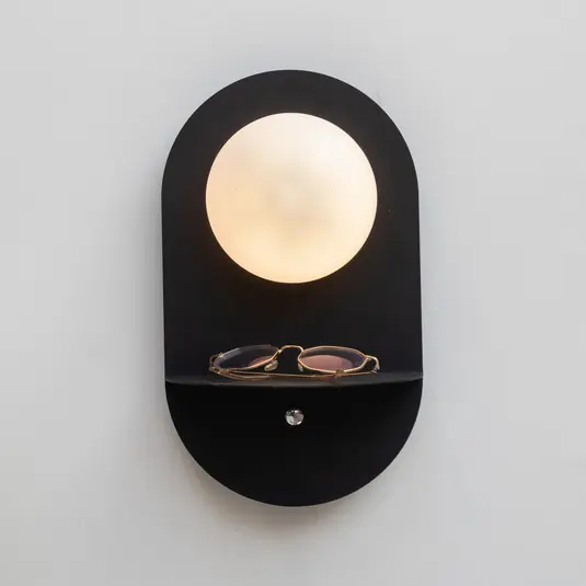 IT‘S ABOUT ROMI applique Tokyo, nera, spina, ripiano Occasione