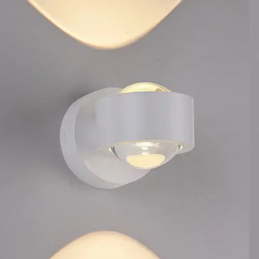 Spedito Oggi Schöner Wohnen applique a LED Chia, bianca, 3.000 K, up/down