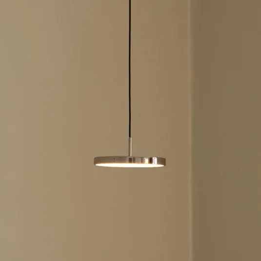 Lampada LED a sospensione UMAGE Asteria Micro, acciaio lucido, Ø 15 cm Popolare