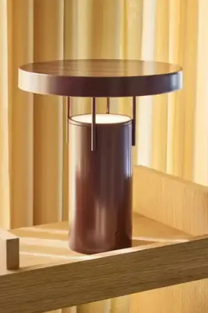 HÜBSCH lampada LED da tavolo a ricarica BringMe, bordeaux metallizzato, 28 cm Prezzo Basso