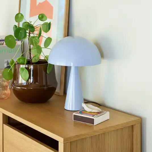 Lampada da tavolo HÜBSCH Mush Mini, blu ghiaccio, metallo, altezza 25 cm Compra Oggi Stesso