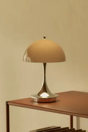 Economico Louis Poulsen Panthella 160 Portable Original, marrone opalino