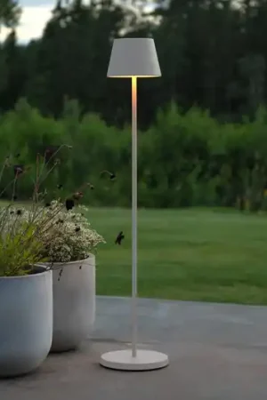 Lampada LED da pavimento ricaricabile Pomezia, bianca, 124 cm, IP54, USB Economico