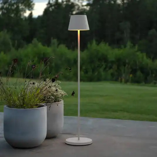 Lampada LED da pavimento ricaricabile Pomezia, bianca, 124 cm, IP54, USB Economico