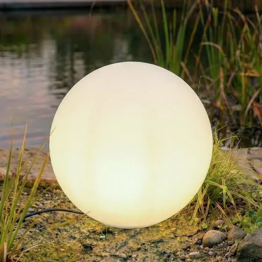 Economico Lampada a sfera Lindby Valyra, Ø 50 cm, IP54, picchetto
