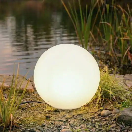 Offerta Speciale Lindby Lampada a sfera Valyra, Ø 40 cm, IP54, picchetto