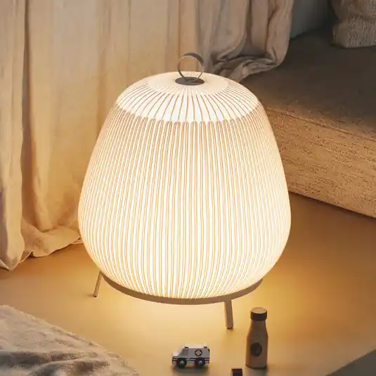 Vibia Lampada LED da pavimento KNIT, 55 x 45 cm, beige, tessuto Occasione