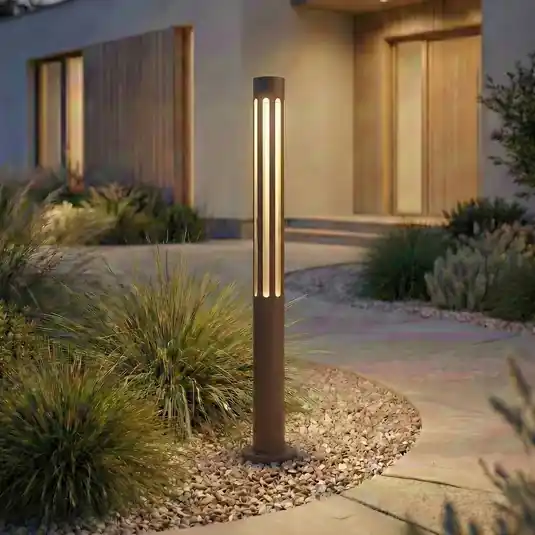 Lindby Lampione a LED Fjorya, altezza 60 cm, marrone, IP65 Compra Adesso