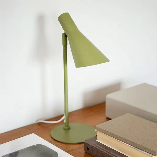 Prezzo Basso Dyberg Larsen Lampada da tavolo DL12 Mini, verde, E14, metallo