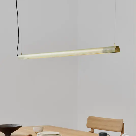 GEJST Lampada a sospensione Radent color ottone, lunghezza 138 cm, G13 LED Promozione