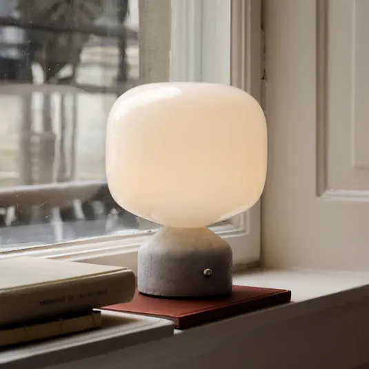 GEJST lampada LED da tavolo ricaricabile Meemo, marmo bianco, vetro, USB Compra Online