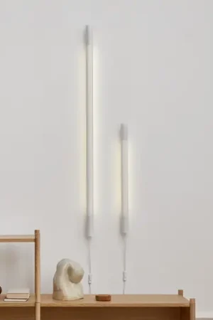 GEJST applique a LED Radent Stecker, bianca, altezza 70 cm, G13 Offerta Del Giorno