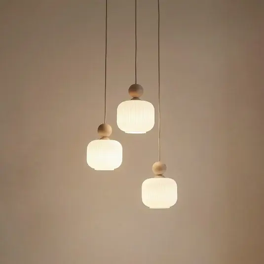 Lampada a sospensione Ballo, a 3 luci, bianca, vetro, Ø 35 cm Occasione Imperdibile